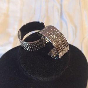 Silver Mini waffle design 1” hoop earrings